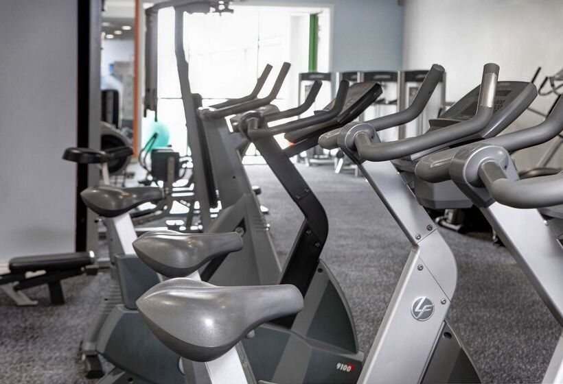 Best Western Plus Bentley Hotel, Leisure Club & Spa