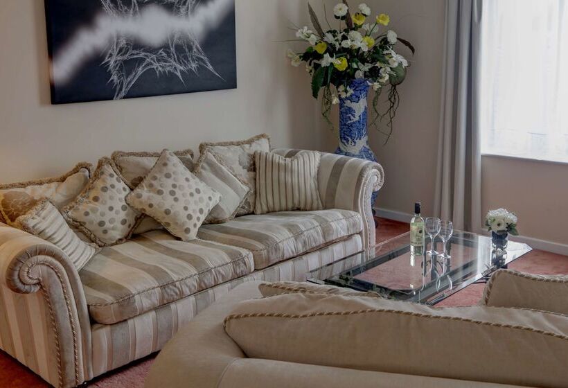 Best Western Plus Bentley Hotel, Leisure Club & Spa