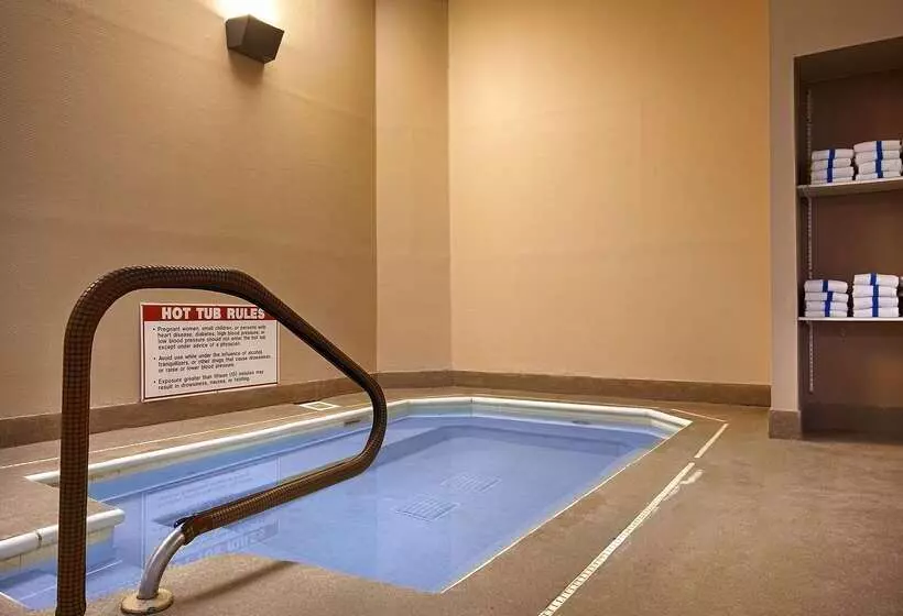 فندق Best Western Plus Brandywine Inn & Suites