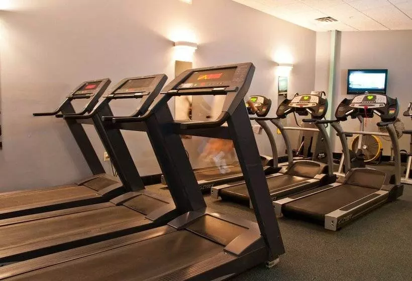 فندق Best Western Plus Brandywine Inn & Suites