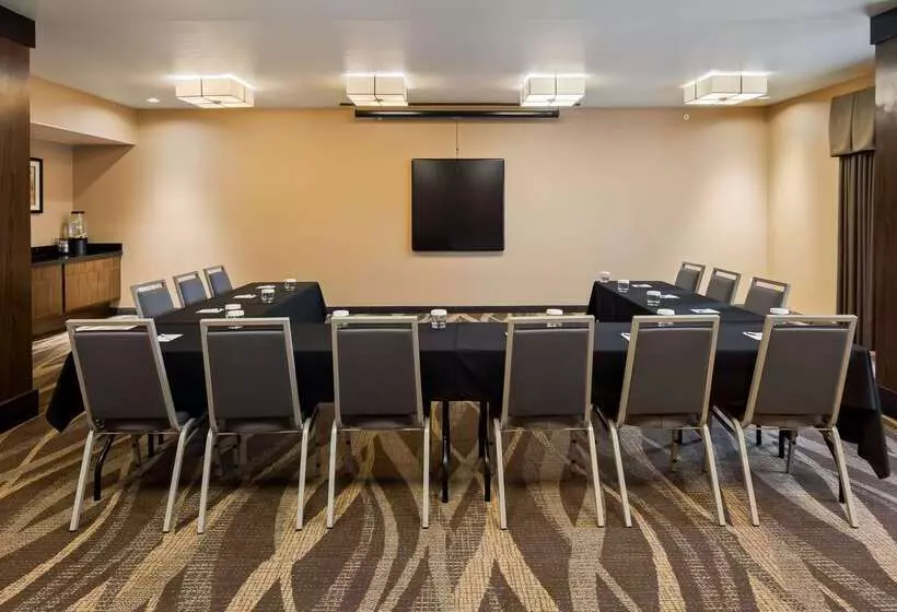 ホテル Best Western Plus Hill Country Suites   San Antonio