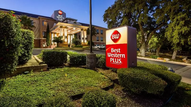 ホテル Best Western Plus Hill Country Suites   San Antonio
