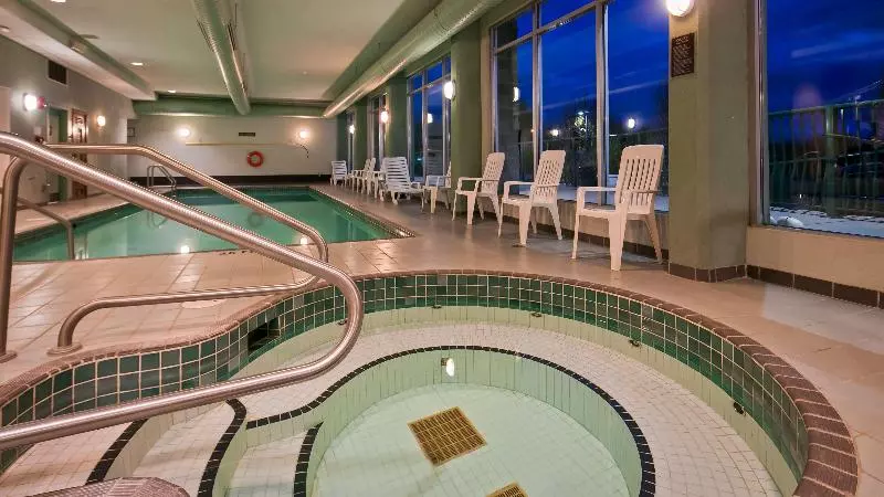 هتل Best Western Plus Mission City Lodge