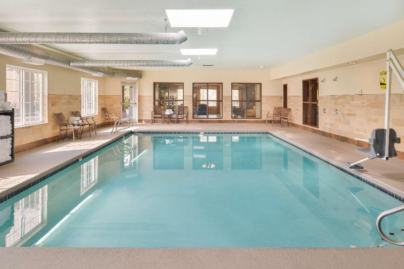 Отель Best Western Plus Mountain View Auburn Inn