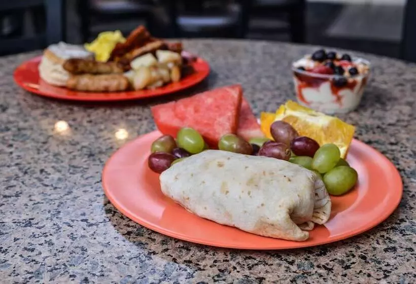 酒店 Best Western Plus Mountain View Auburn Inn