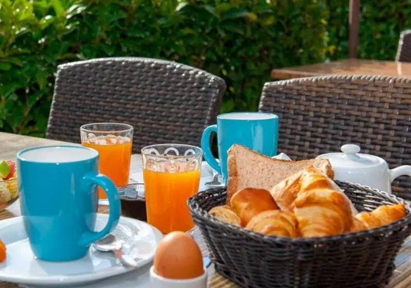 Brit Hotel Avignon Sud Le Calendal