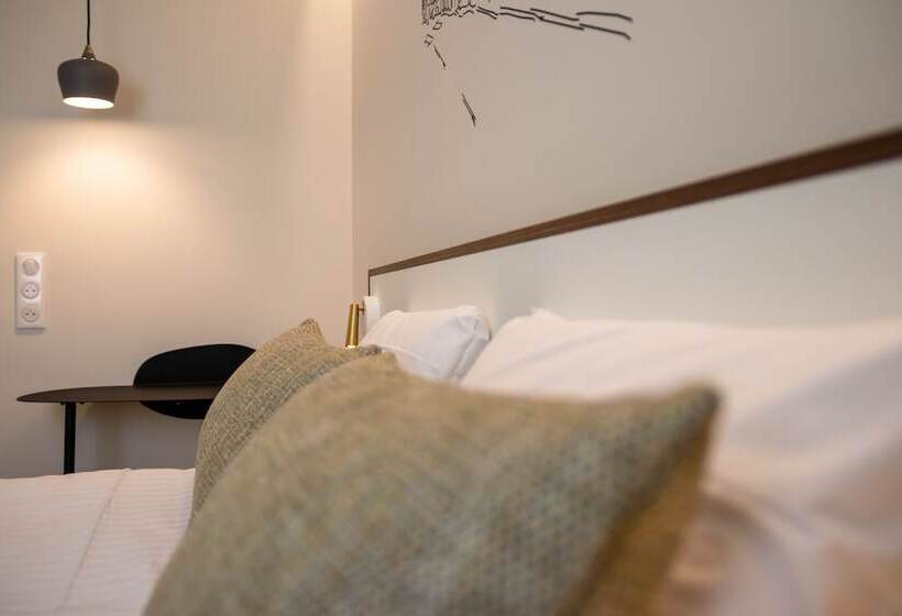 هتل Du Pin Nice Port