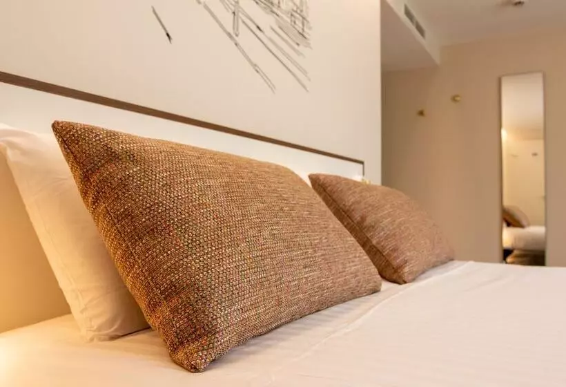 호텔 Du Pin Nice Port