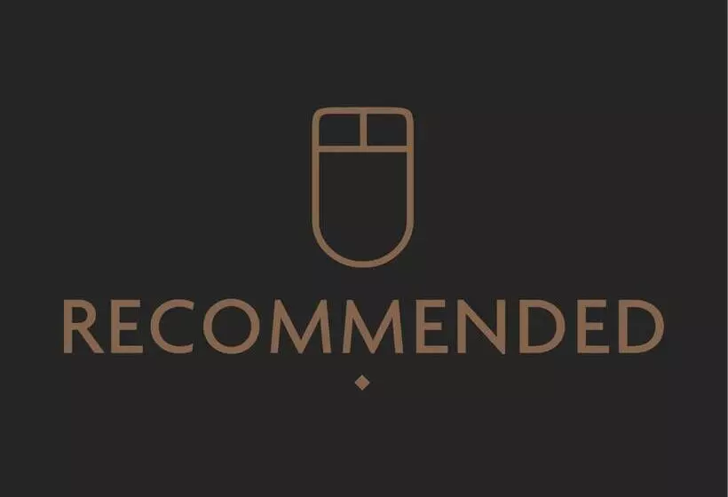 Отель Esplanade