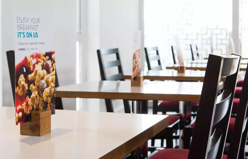 Hotelli Holiday Inn Express London  Vauxhall Nine Elms