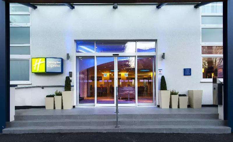 Hotelli Holiday Inn Express London  Vauxhall Nine Elms