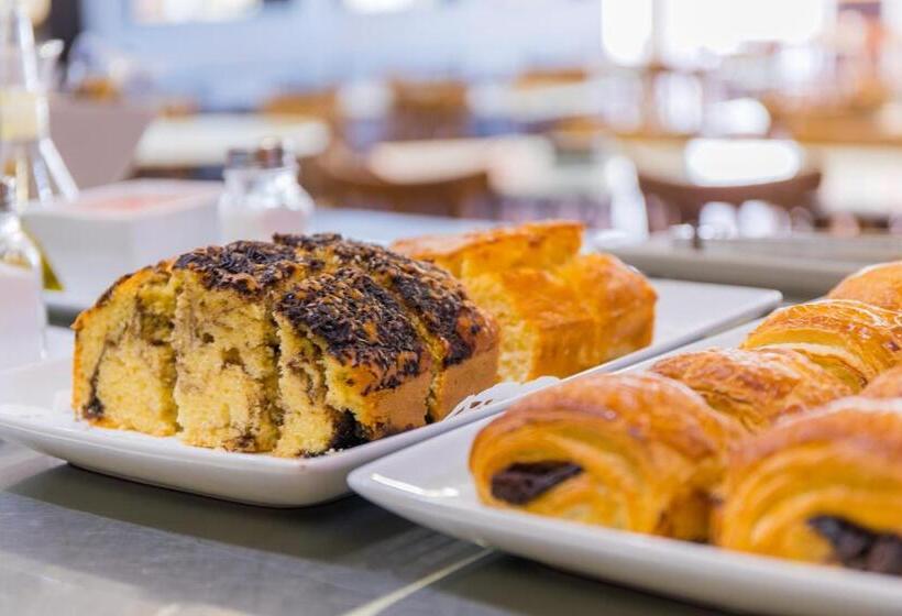 فندق Iris Guadalajara