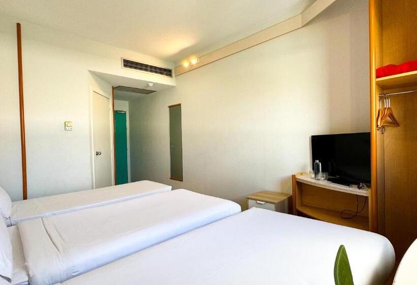 فندق Iris Guadalajara