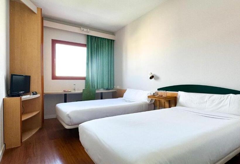 فندق Iris Guadalajara