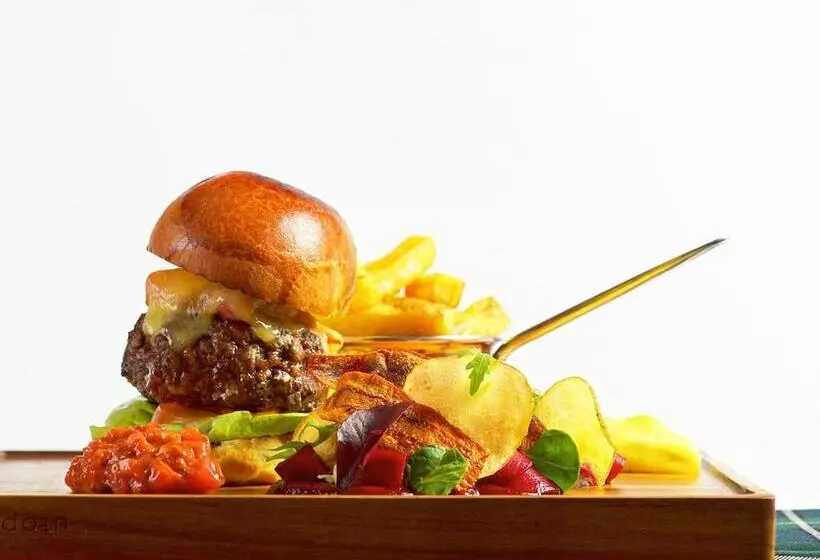 فندق Kincraig Castle