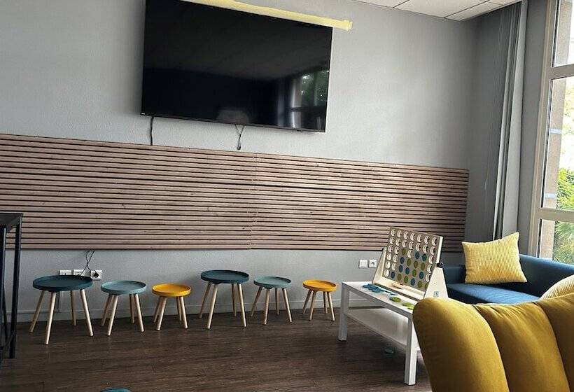 فندق Kyriad Marne La Vallee Torcy