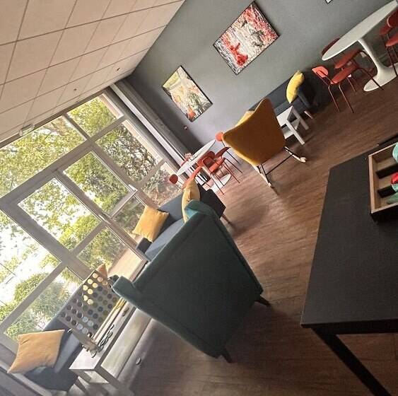 فندق Kyriad Marne La Vallee Torcy