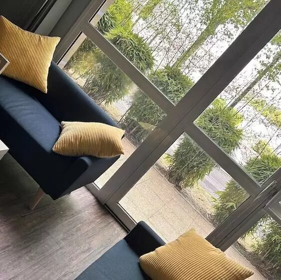 ホテル Kyriad Marne La Vallee Torcy