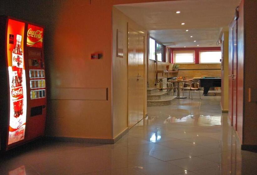 هتل Piccadilly Sitges