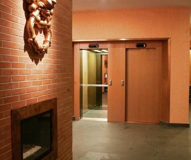 בית מלון כפרי Posadas De Espana Paterna