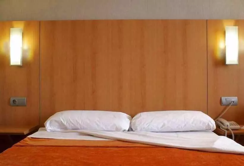 בית מלון כפרי Posadas De Espana Paterna