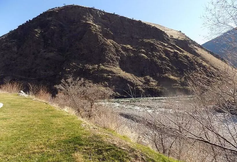 酒店 Salmon Rapids Lodge