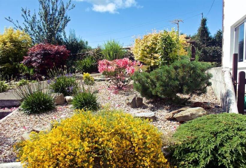 בית מלון כפרי Sunnymeade Country