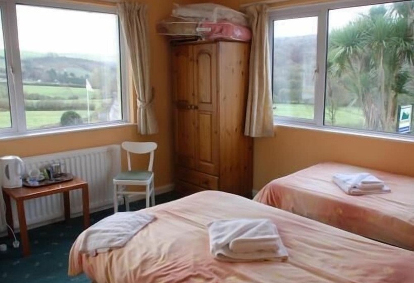 בית מלון כפרי Sunnymeade Country