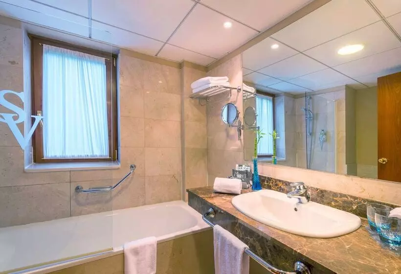 Отель Vielha Baqueira, Affiliated by Meliá