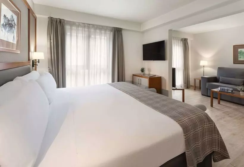 Отель Vielha Baqueira, Affiliated by Meliá