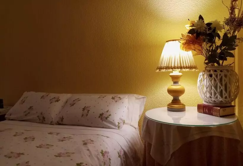 تختخواب و صبحانه La Casita De María