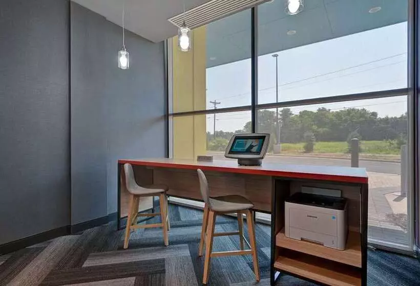 هتل Tru By Hilton Mooresville