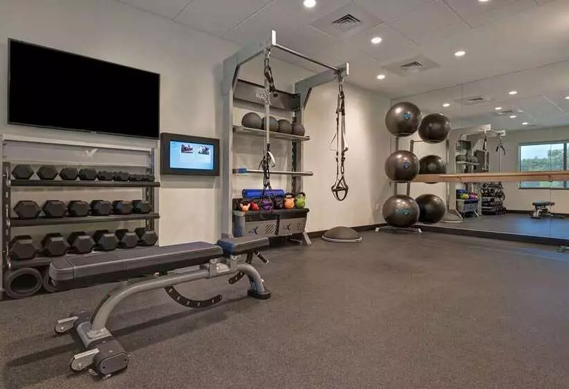 هتل Tru By Hilton Mooresville