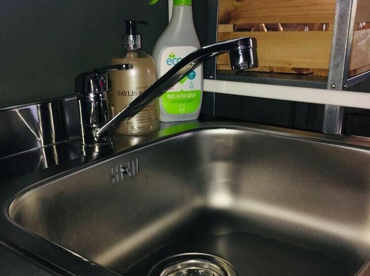 فندق Wingfield Escapes