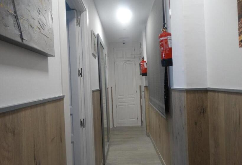 Pensión Mastil 16. P2