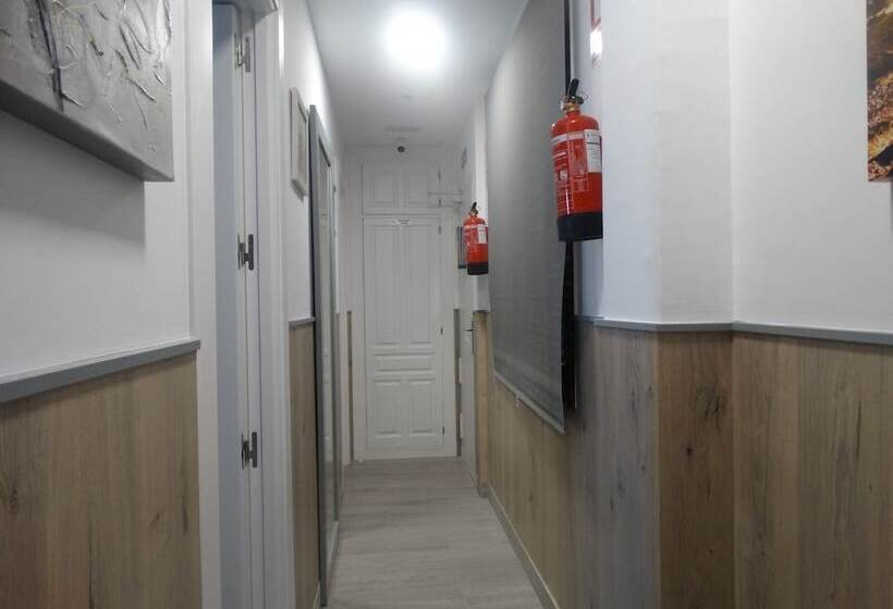 Pensión Mastil 16. P2