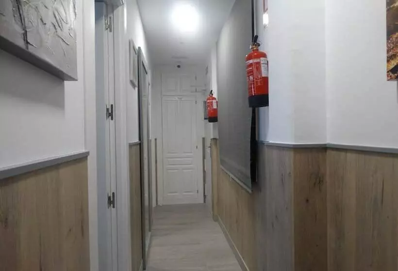 Pensión Mastil 16. P2