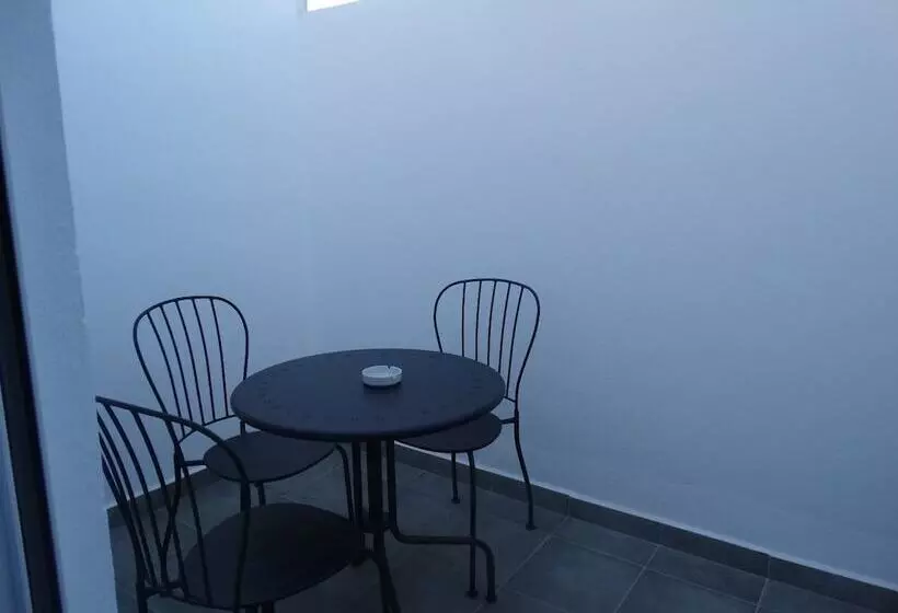 Pensión Mastil 16. P2