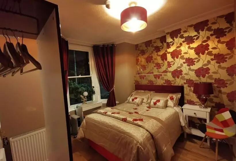 Dolweunydd Bed & Breakfast