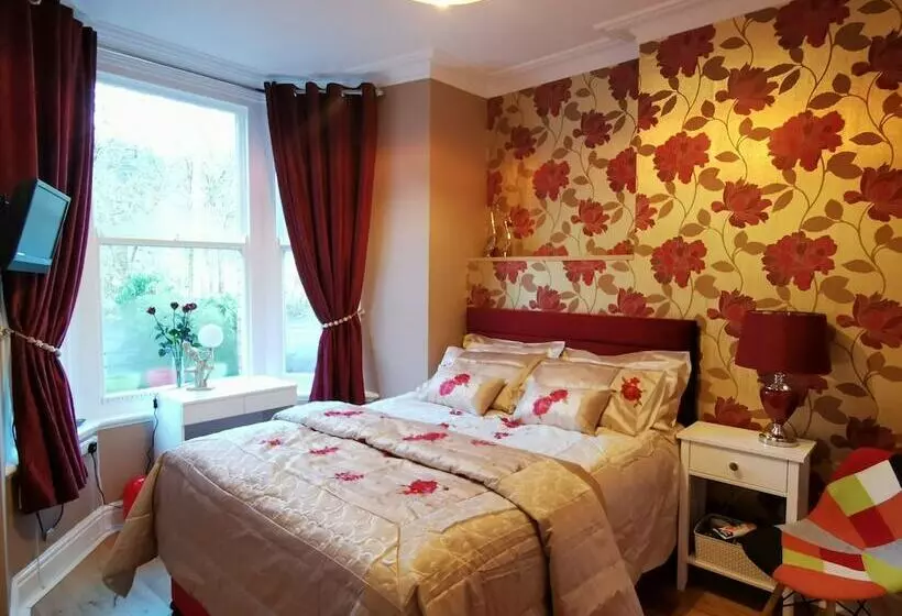 Dolweunydd Bed & Breakfast