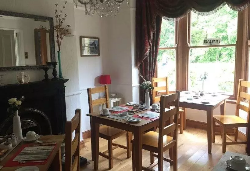 Dolweunydd Bed & Breakfast