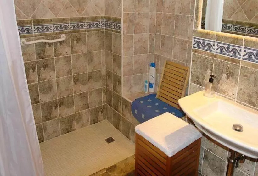 Hostelli Casona De Miyares   La Figar