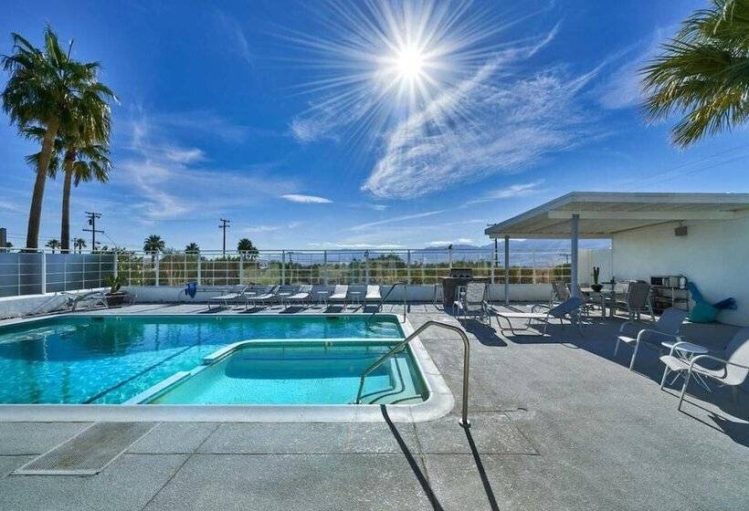 מוטל Sagewater Springs   Adult Only