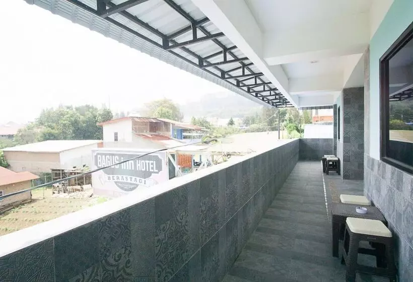 ペンション Reddoorz Near Mikie Holiday Funland Berastagi