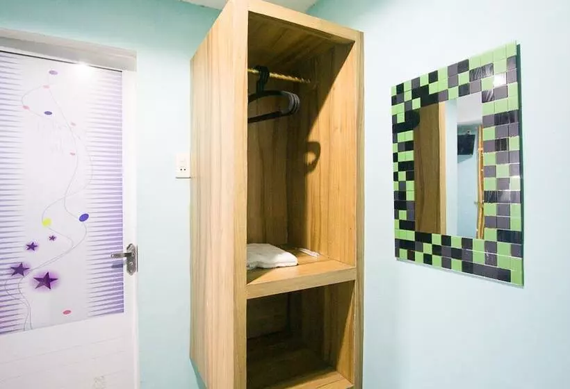 ペンション Reddoorz Near Mikie Holiday Funland Berastagi