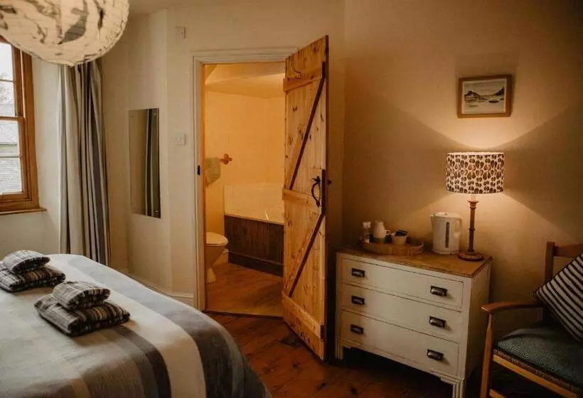 Aamiaismajoitus (B&B) Holwell Holistic Retreat