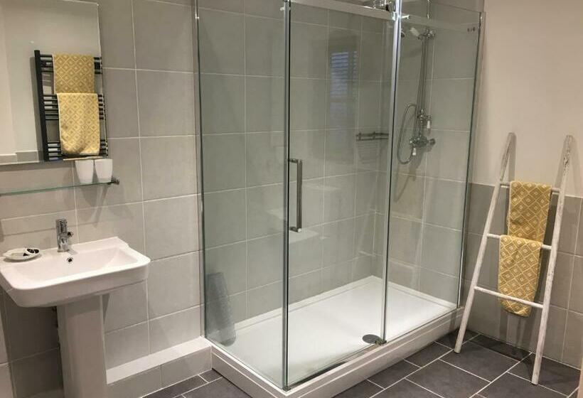 Grove Barn Bed And Breakfast