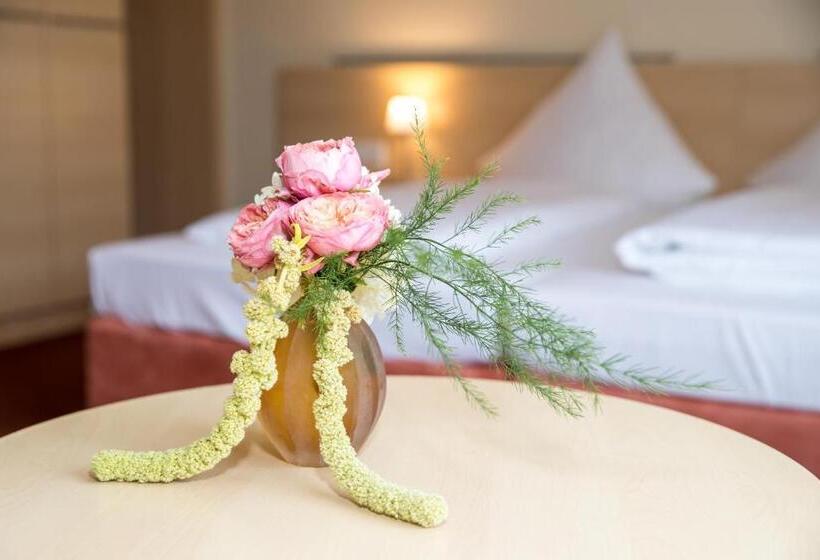 Hotel Hofgut Algertshausen