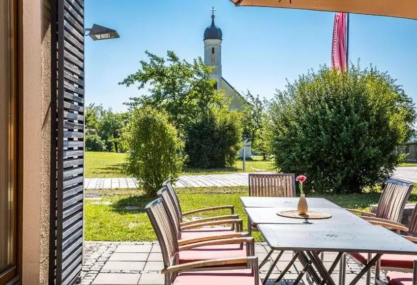 Hotelli Hofgut Algertshausen