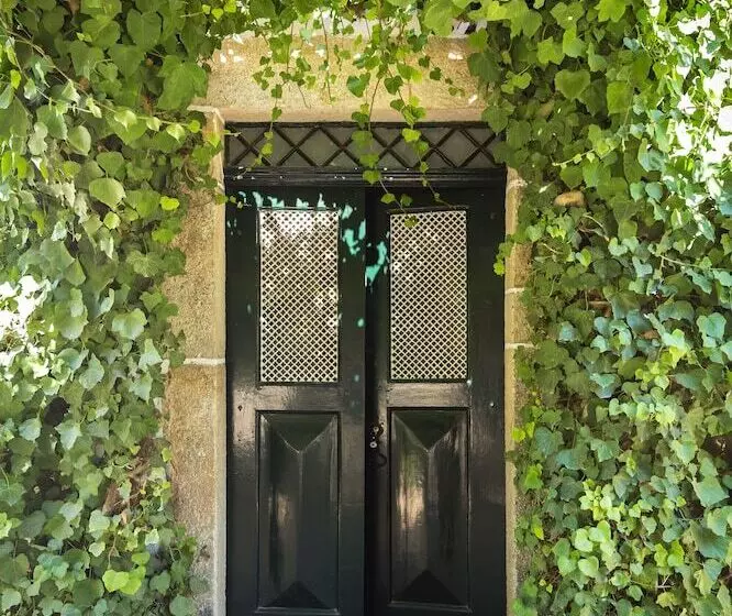 Maaseutuhotelli Quinta Do Valdalagea